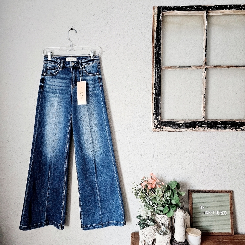 Risen Mid Rise Medium Wash Wide Leg Flared Denim Jeans Hybrid Various NEW - Picture 4 of 14